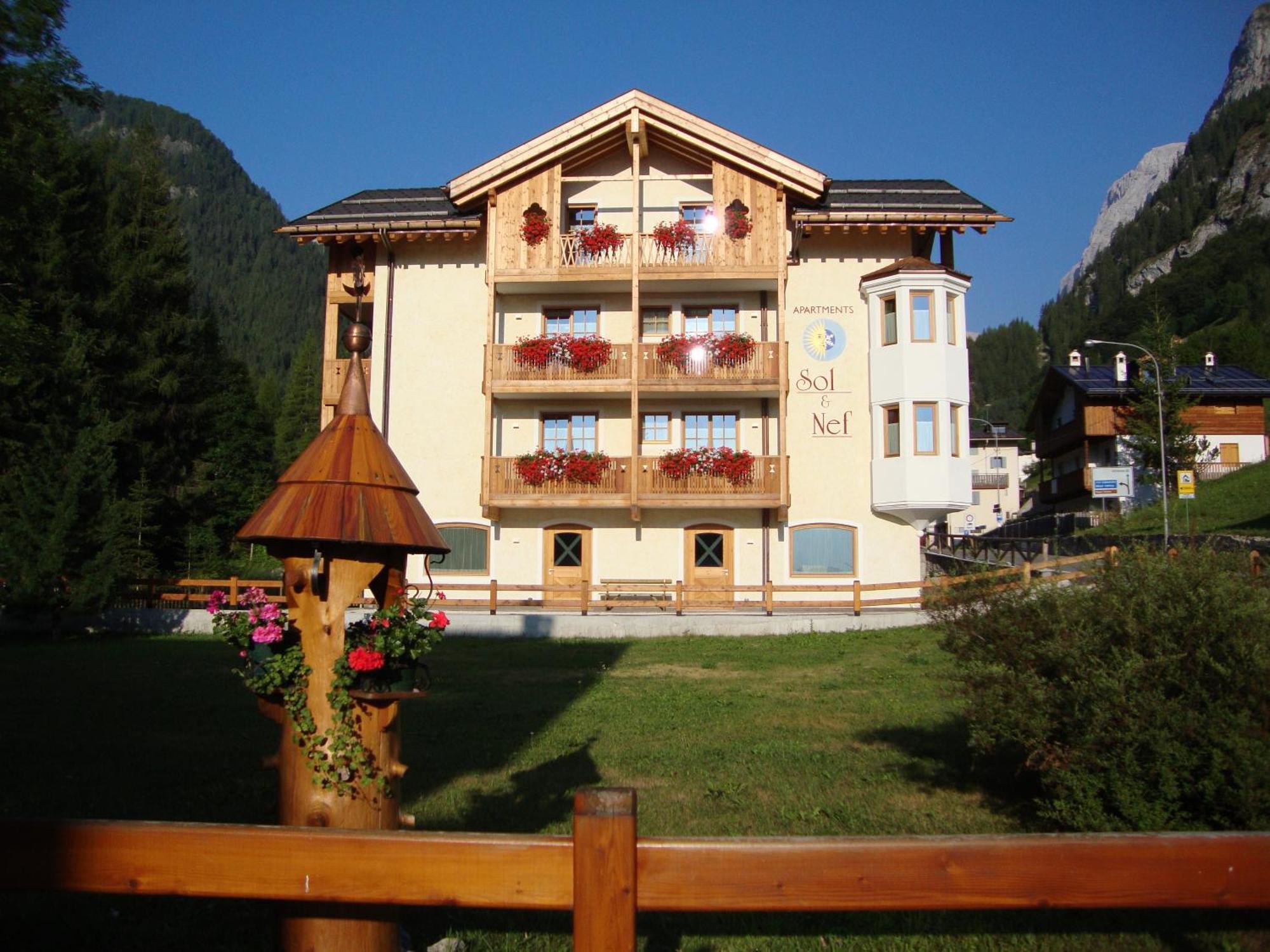Apartments Sol E Nef Rocca Pietore Bagian luar foto